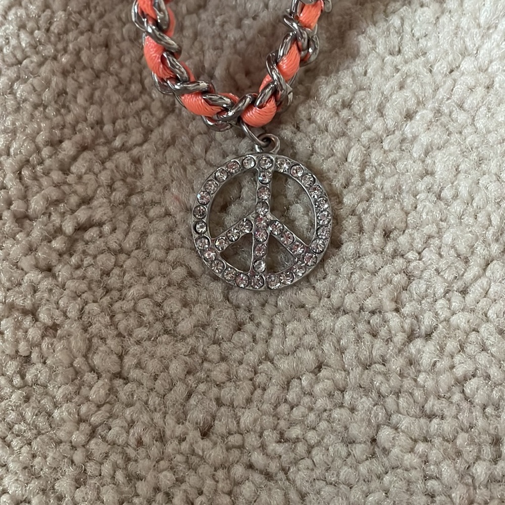 Peace Sign Bracelet - Picture 3 of 3